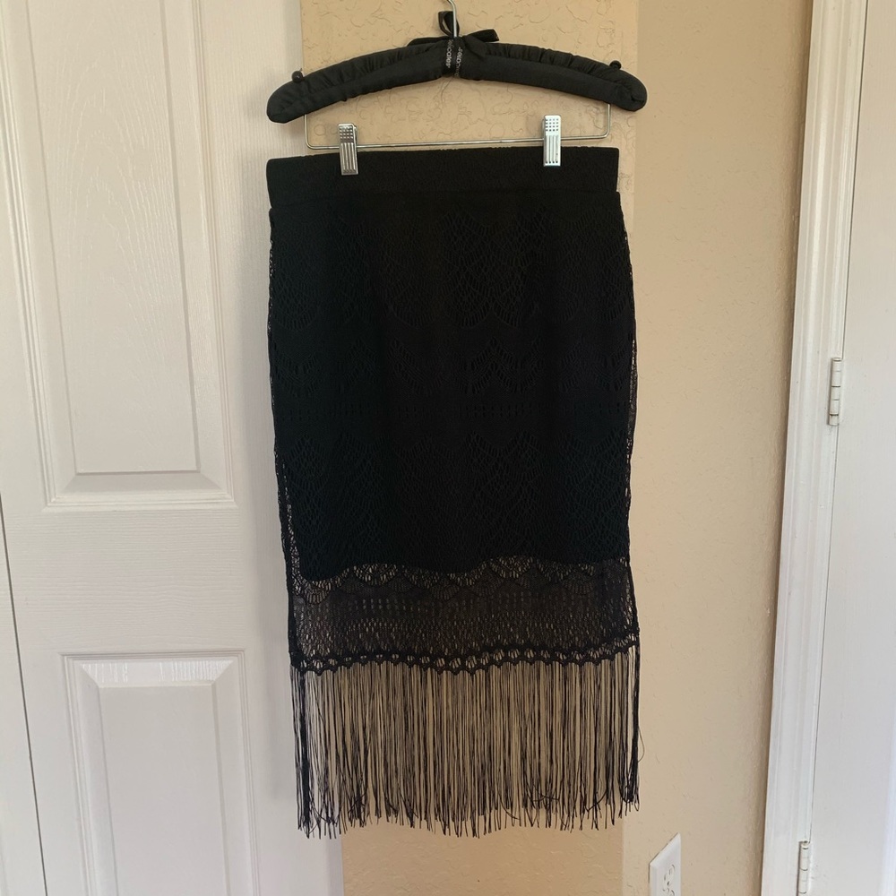 Bebe Black Lace Fringe Mini/Midi Skirt Boho Chic